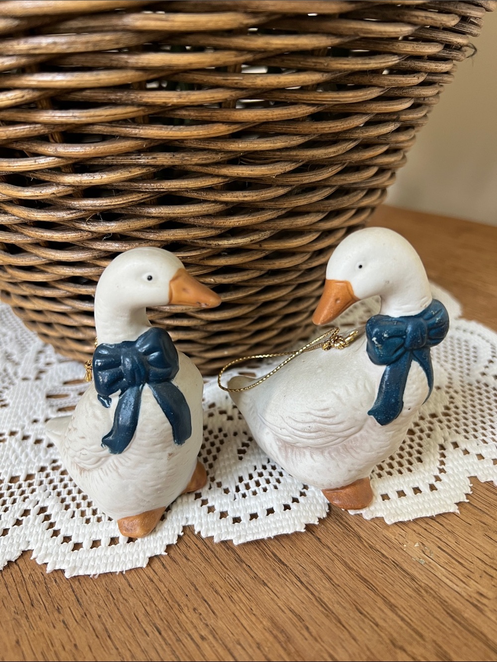 90s Country Goose Pair of White Ceramic Ornaments with Navy Bows Cottagecore